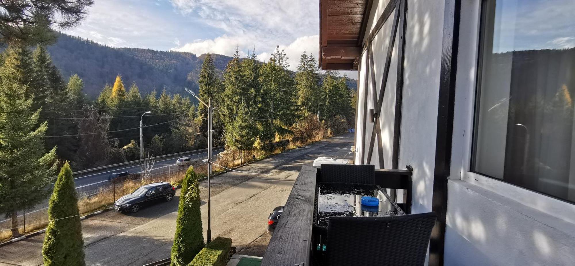 Hanul Izvorul Rece Sinaia Buitenkant foto